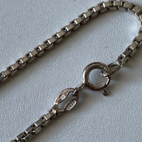 Sterling 925 Silver Box Link Bracelet - Picture 2 of 4